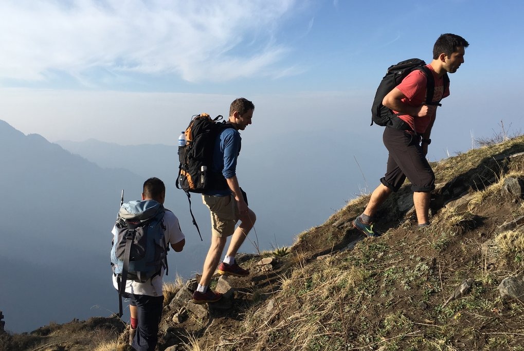 Discover The Hills